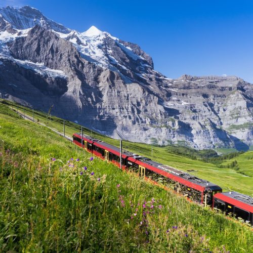 train to Jungfrau Switzerland